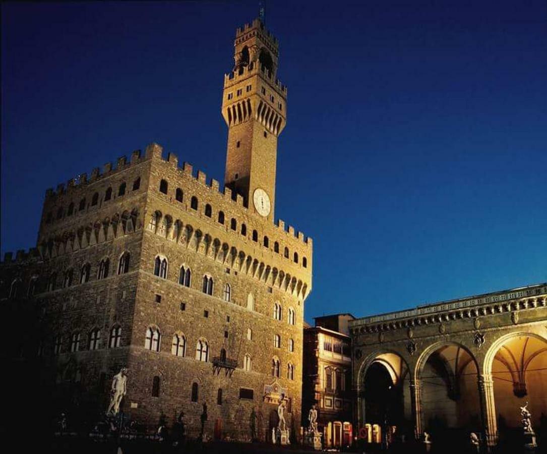 Luxury Apartment In City Center Florence Exterior photo